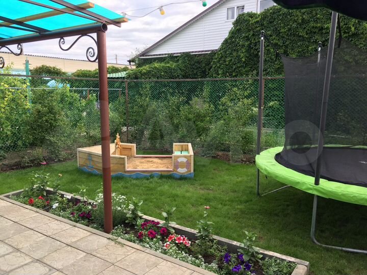 Дом 35 м² на участке 10 сот.