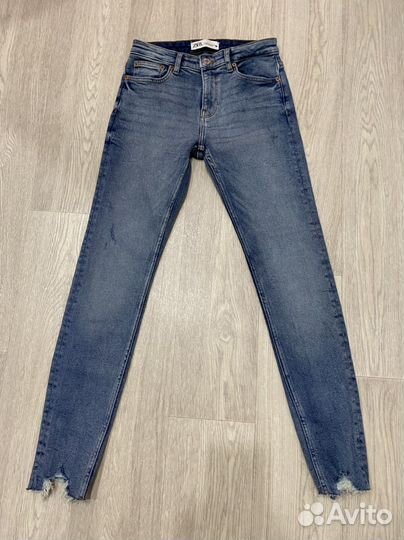 Джинсы zara