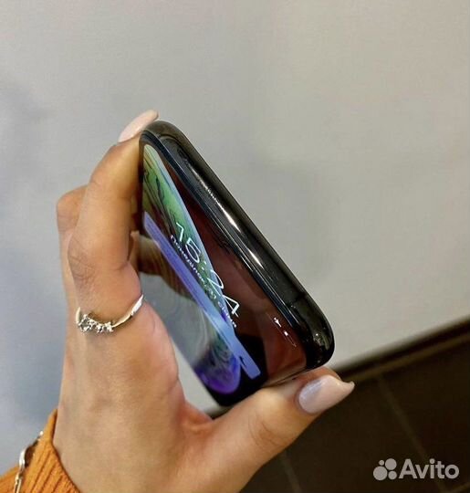 iPhone Xs, 256 ГБ