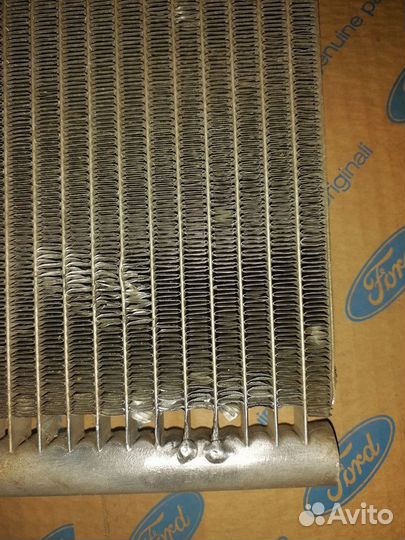 Радиатор кондиционера с Форд фокус 2 1.8