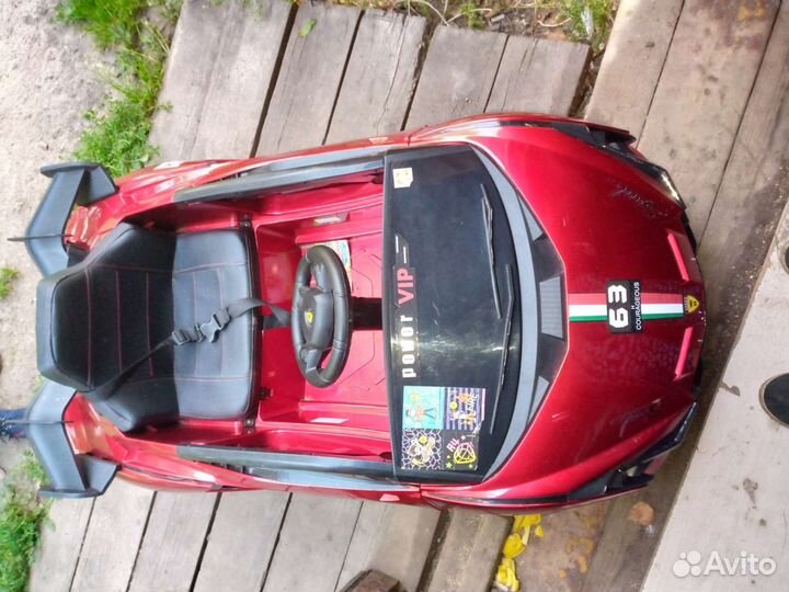 Детская машина на аккумуляторе с пультом