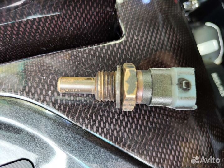 Датчик температуры охлаждающей жидкости