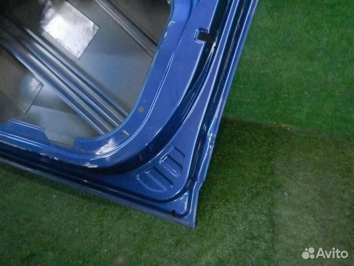 Дверь передняя правая Volvo XC90