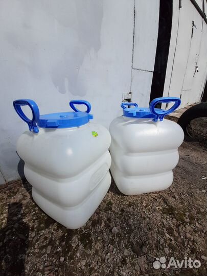 Бак для воды пластиковый 50л