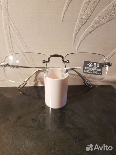Очки фотохромные -2,5 новые. - 1.5 новые