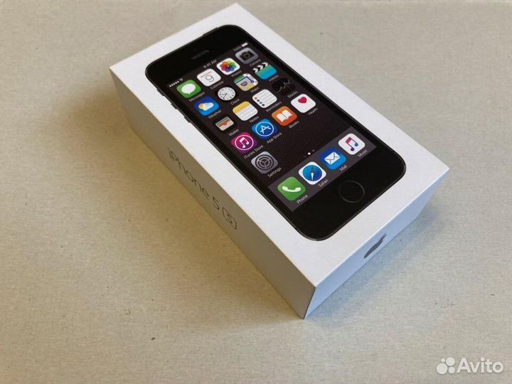 Коробки от iPhone (см. описание)