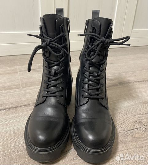 Ботинки зимние женские