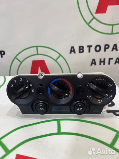 Блок управления (печкой) климат контролем Ford