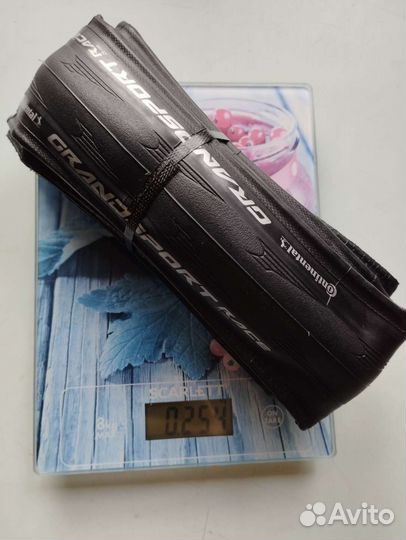 Покрышки шоссейные гравийные Continental разные