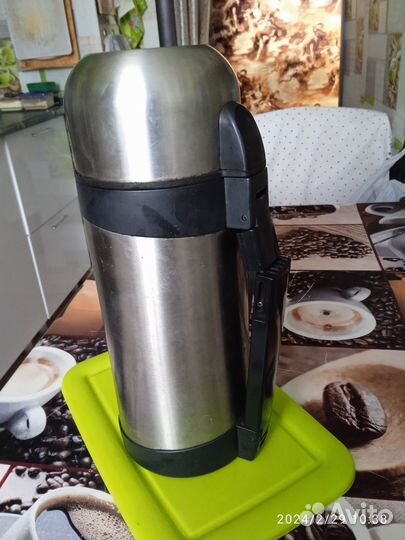 Термос металлический 1.2 литра б/ у