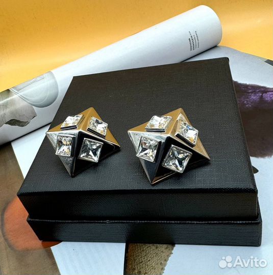 Серьги -клипсы Alessandra Rich