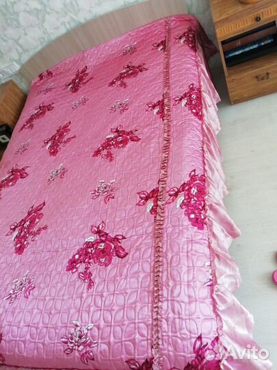 Покрывало на кровать