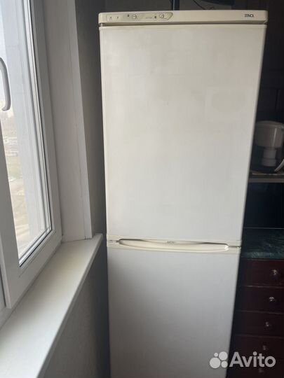 Холодильник Стинол 102 R