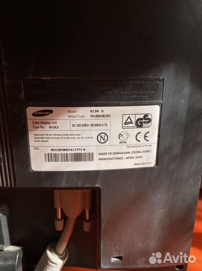 Монитор Samsung 913N