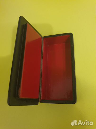 Шкатулка федоскино девочка с листьями. СССР