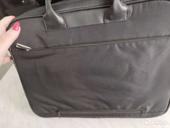 Портфель для ноутбука