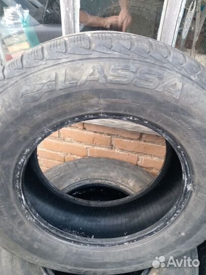 Lassa Competus Winter 235/70 R16