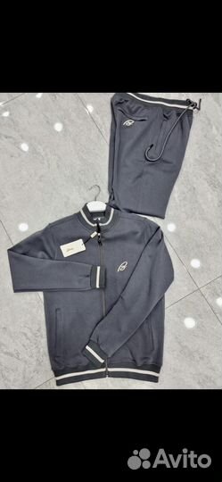 Спортивный костюм мужской