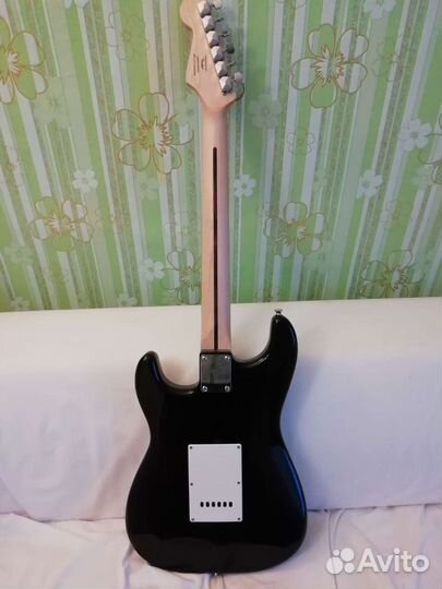 Электро гитара