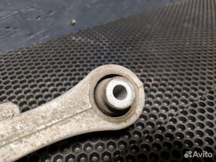 Рычаг подвески верхний передний левый Bmw 550Ix