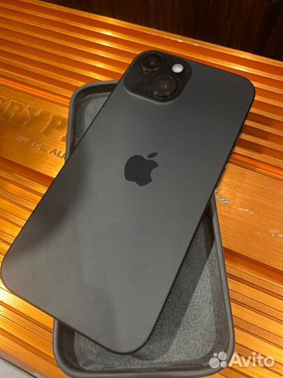 iPhone 15, 128 ГБ