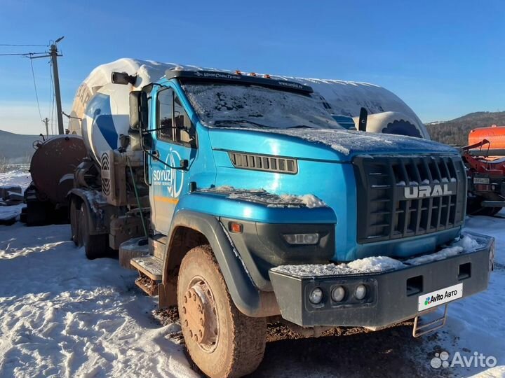 Автобетоносмеситель УралСпецТранс АБС-6АП УСТ 5453, 2021