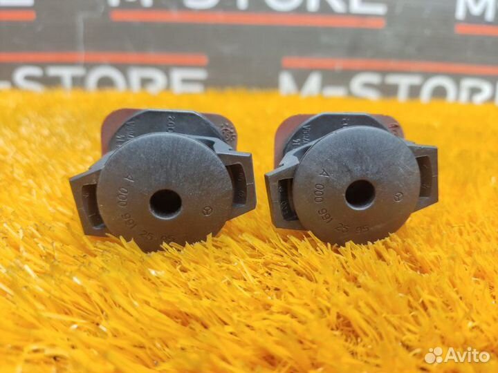 Крепление радиатора Mercedes-Benz E-Class W211