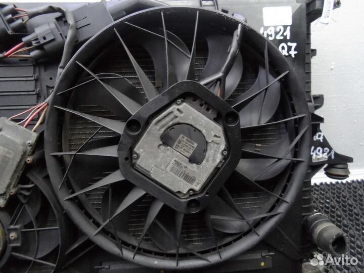 Вентилятор радиатора Audi Q7