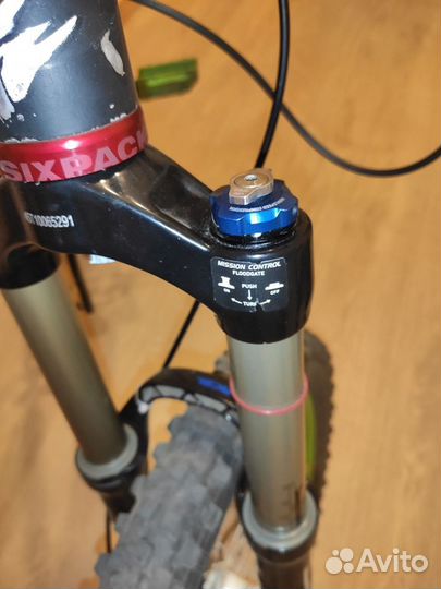 Вилка rock shox lyrik RC2DH solo air