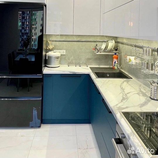 Простая, но стильная кухня в рассрочку