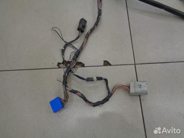 Проводка салона Jeep Cherokee KJ 2001-2007