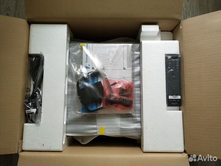 AV-ресивер Onkyo TX-RZ 720