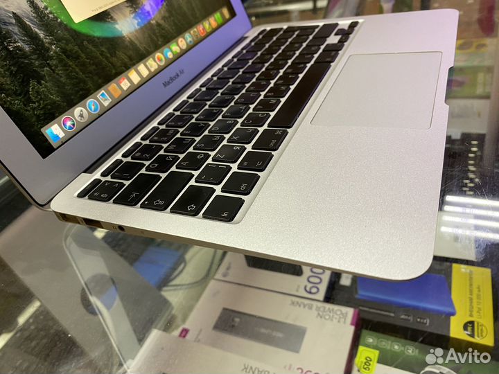 Apple Macbook