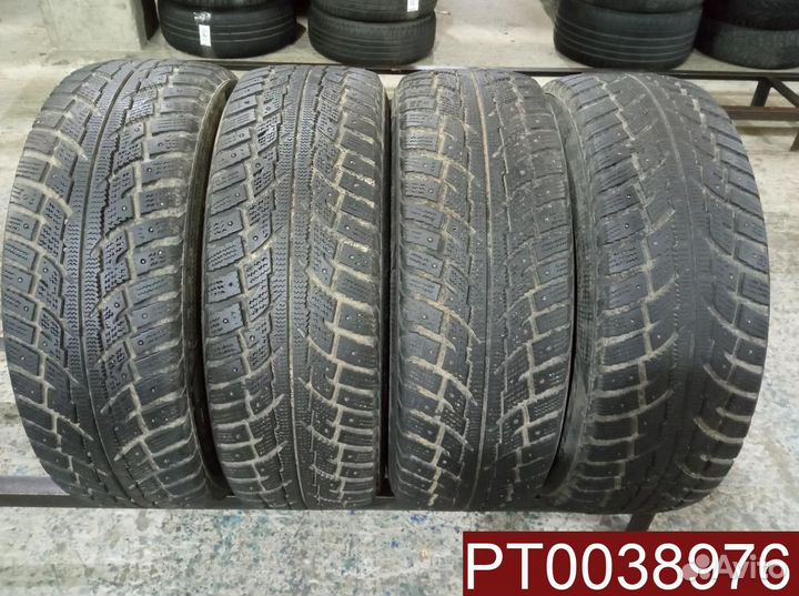 Kumho I'Zen RV Asymmetric 235/65 R17 98H