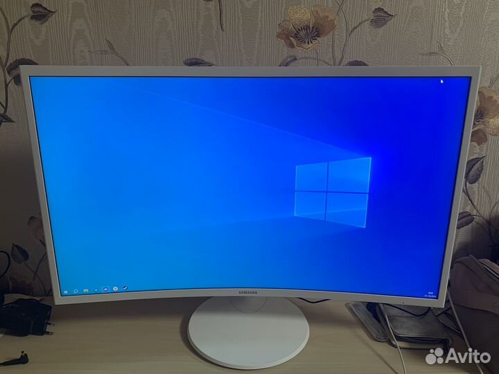 Монитор 32 дюйма samsung