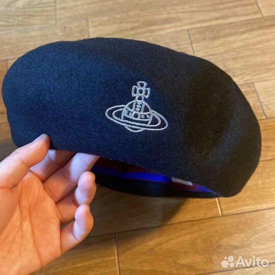 Берет Vivienne westwood