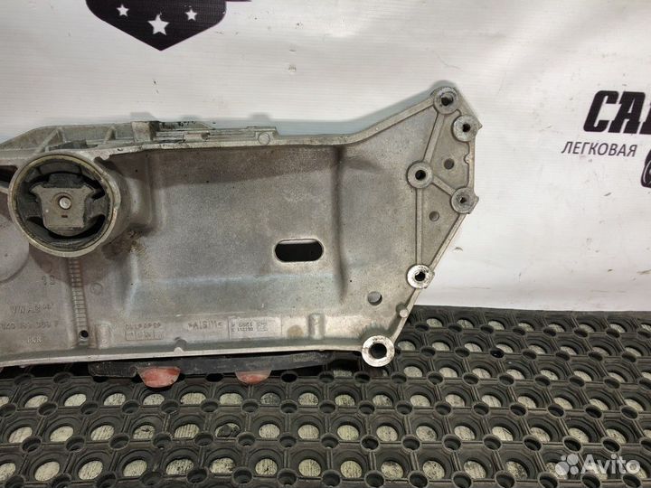 Балка подмоторная