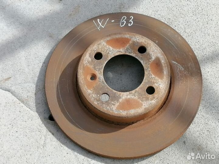 Диск тормозной VW Passat B3 1988-1993
