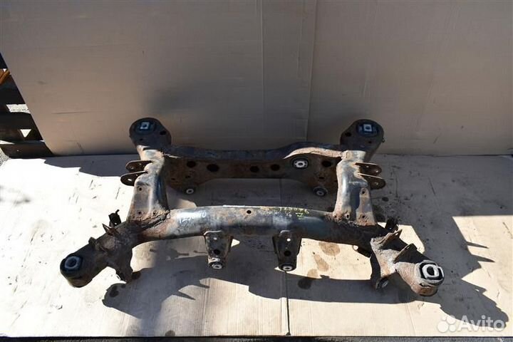 Подрамник задний Bmw 1-Series 1 поколение N45B16AB