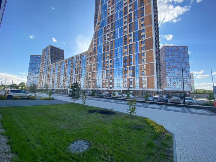 4-к. квартира, 92,6 м², 7/25 эт.