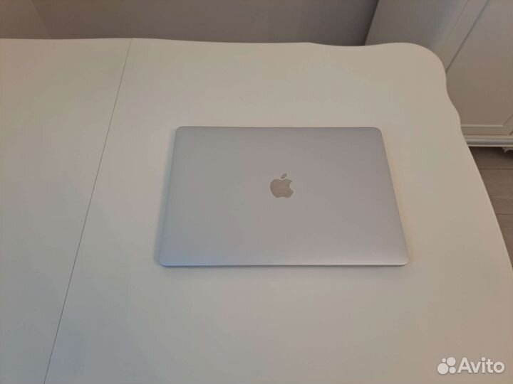 MacBook Pro 13 with Apple M1 chip 2020