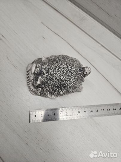 Статуэтка кот