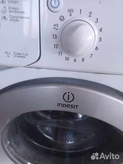 Стиральная машина Indesit IWD6105