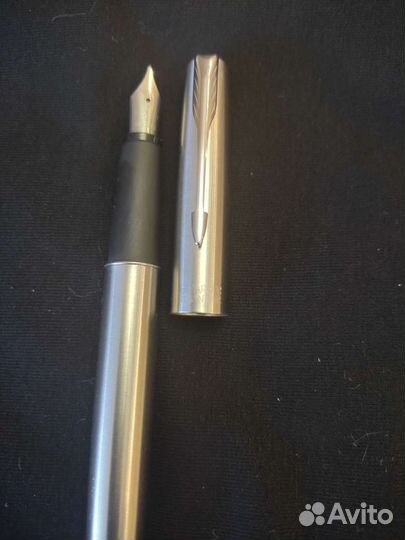 Перьевая ручка parker