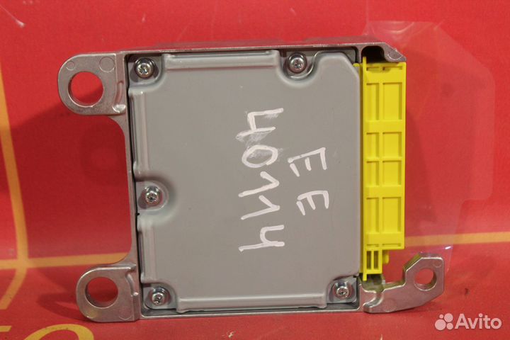 Блок управления AIR BAG Lexus LX570