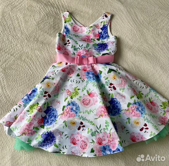 Платье праздничное нарядное для девочки 134 140