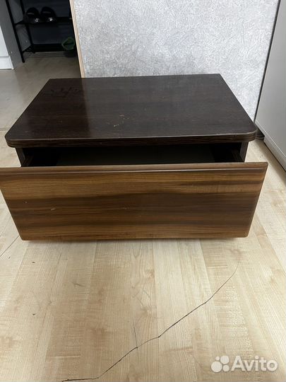 Тумба прикроватная