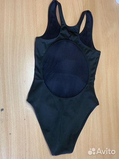 Купальник для девочки, р. 128 б/у