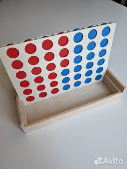 4 в ряд из дерева