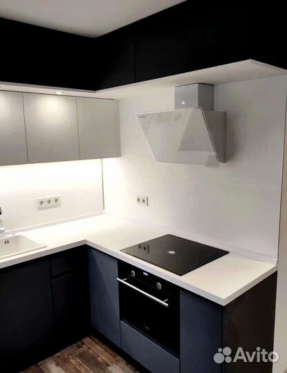 Угловая кухня в потолок.Кухонный гарнитур на заказ